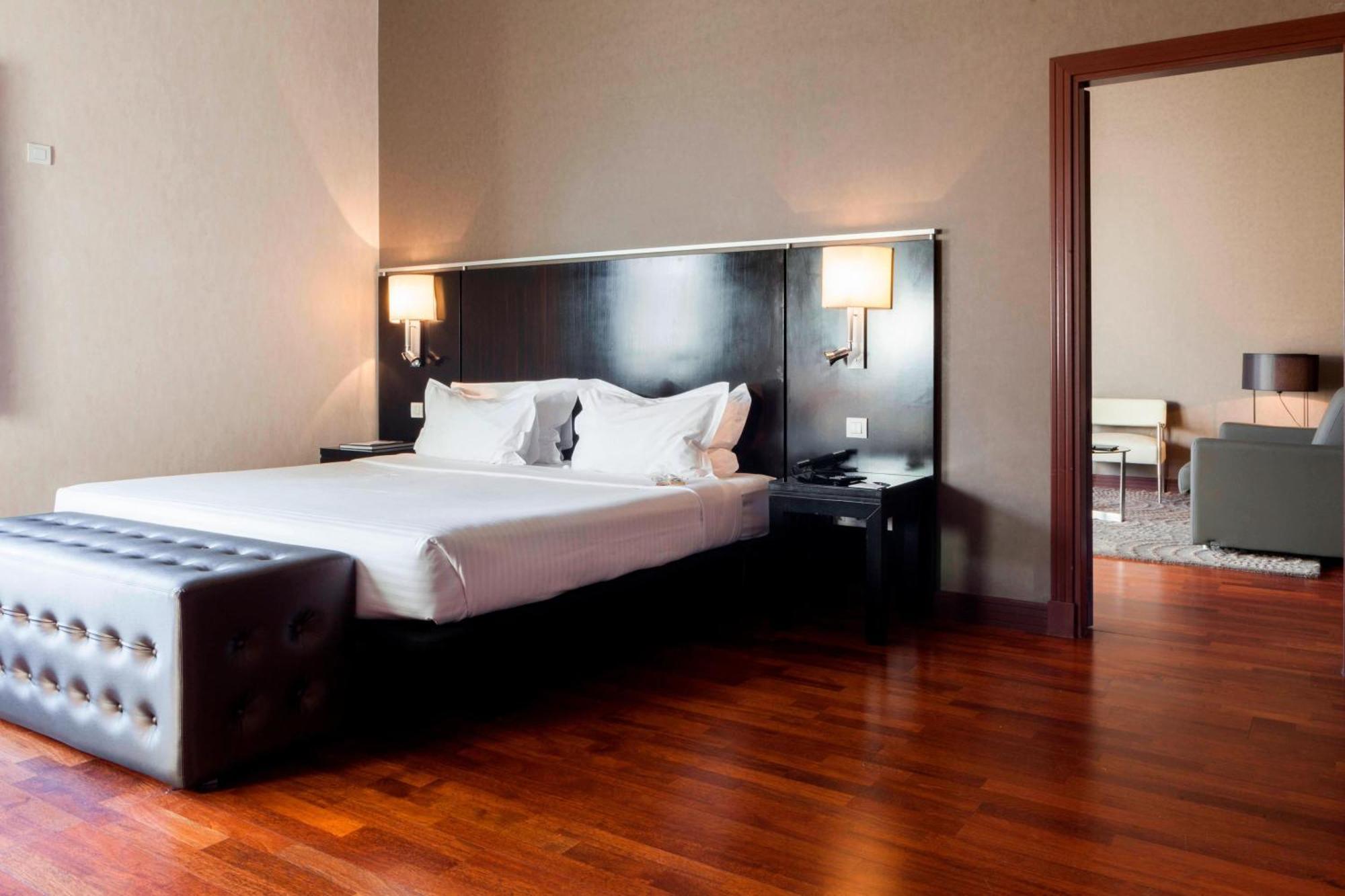 Ac Palacio De Santa Ana By Marriott酒店